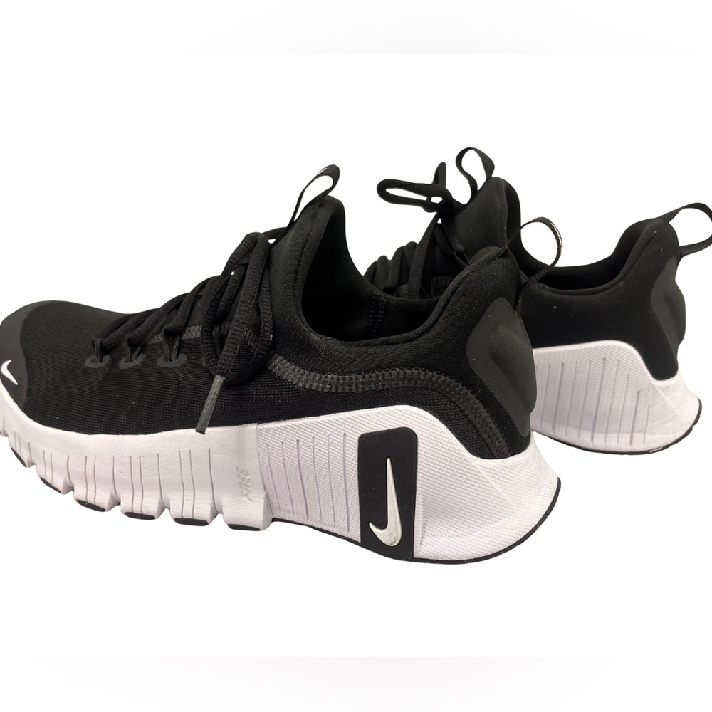 Nike Black and White Slip-On Training Sneakers / Nike Free Metcon 6 - NEW!! - Picture 5 of 12